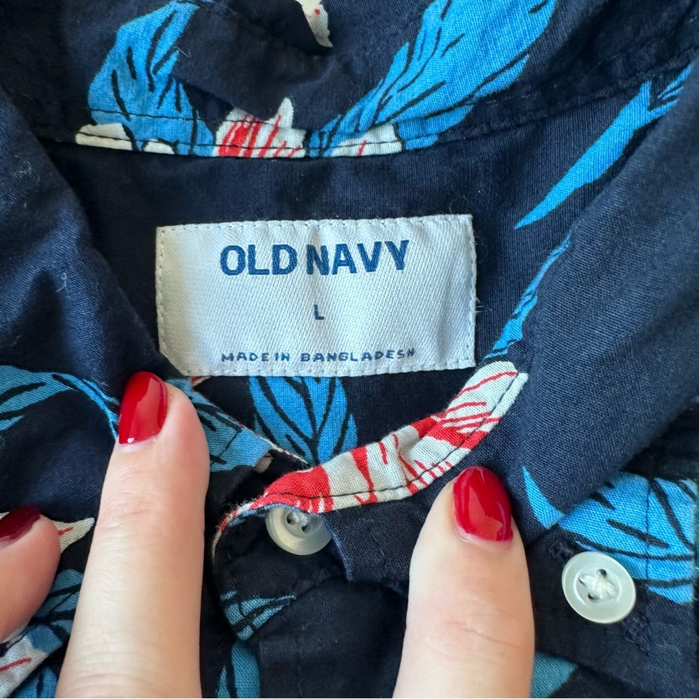 Old Navy Men's Floral Button-Down Shirt - Navy and Pink - Picture 2 of 4